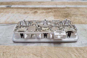 OSVĚTLENÍ VNITŘNÍ RENAULT SCENIC III (JZ0/1_) 264300008R 1.6L DIESEL