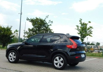Volvo XC40 Crossover 2.0 D3 150KM 2020 Volvo XC 40 z Gwarancja Bezwypadkowy 100 2.0 Diesel 150KM, zdjęcie 4