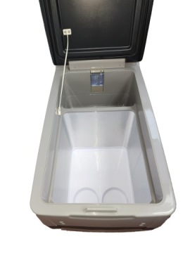 INDEL B TB41.2 ТУРИСТИЧЕСКАЯ МОРОЗИЛЬНАЯ КАМЕРА 40Л