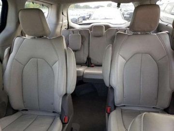 Chrysler Pacifica II 2021 Chrysler Pacifica 2021, 3.6L, HYBRID TOURING L, po gradobiciu 3.6 Hybryda, zdjęcie 8