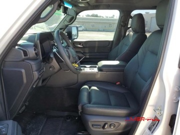 Toyota Land Cruiser VIII 2024 Toyota Land Cruiser 2024 r., 2,4 L HYBRID 2.4 Hybryda 326KM, zdjęcie 7