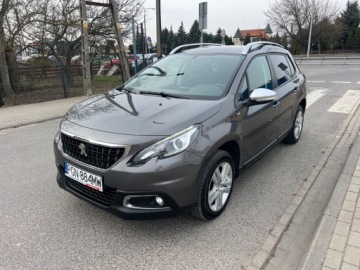 Peugeot 2008 I SUV Facelifting 1.2 PureTech 130KM 2017 Peugeot 2008 Style Nawigacja Klimatyzacja Parktronic El.szyby El.Lusterka