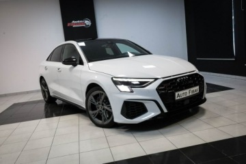 Audi A3 8Y S3 Limousine 2.0 TFSI 310KM 2022 Audi S3 Limousine Salon