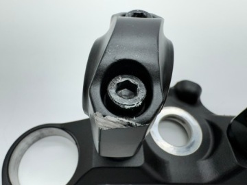 Верхняя полка Risery для крепления руля YAMAHA MT-09 MT09 - 2025 г.