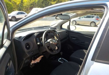Toyota Yaris III Hatchback 5d Facelifting Hybrid 100KM 2017 Toyota Yaris Okazja 1.5 Hybryda 100KM, zdjęcie 24