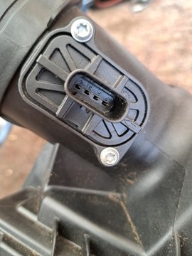 BMW F39 F45 F48 MINI POUZDRO FILTRU 7609482 ORIGINÁLNÍ