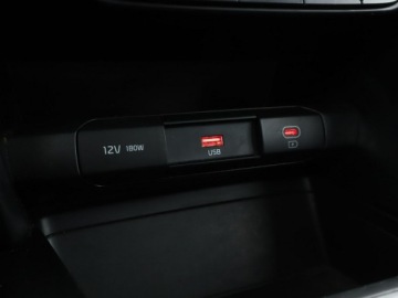 Kia Ceed III Hatchback Facelifting  1.0 T-GDI 120KM 2022 Kia Cee'd Kamera, Aut.klima, Navi, Bluetooth, zdjęcie 26