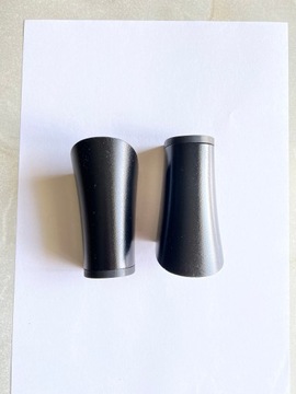 FLEKI 9054 czarny beż cztery bolce