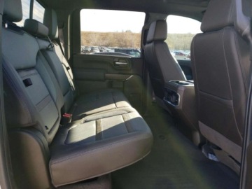  GMC Sierra K2500 Denali 2022 6.6l 6.6 Diesel 401KM, zdjęcie 10