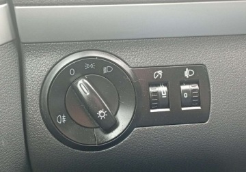 Volkswagen Touran II 1.6 TDI 105KM 2011 Volkswagen Touran Zarejestrowany - ubezpieczony - automat - 1,6 - 105 1.6, zdjęcie 24