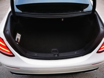 Mercedes Klasa E W213 Limuzyna 2.0 220d 194KM 2016 MERCEDES W213 2.0 220d * 100% Bezwypadkowy * Salon Polska * Serwisowany *, zdjęcie 27