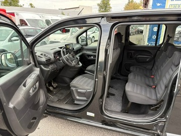 Opel Combo E Kombivan 1.5 Diesel 102KM 2019 Opel Combo Life Niepełnosprawnych inwalida PFRON, zdjęcie 17