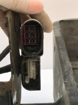 BMW F30 F32 F36 ЭЛЕКТРИЧЕСКИЙ БУКСИРОВОЧНЫЙ КРЮК 6873703