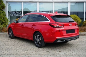 Hyundai i30 III Wagon Facelifting 1.5 T-GDI 48V 160KM 2020 Hyundai i30 Automat, Tempomat, Klimatyzacja 2stref. CarPlayAA, czujniki pa, zdjęcie 3