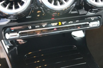 Mercedes CLA C118/X118 Shooting Brake 2.0 200d 150KM 2022 Mercedes CLA 200 Progressive Salon Polska Gwarancj, zdjęcie 27