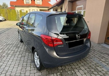 Opel Meriva II Mikrovan Facelifting 1.4 Twinport ECOTEC 100KM 2016 Opel Meriva 1,4 100KM Klimatyzacja 2xPDC 1Wlasciciel 1.4 Benzyna 100KM, zdjęcie 8