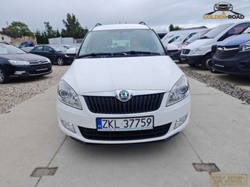 Skoda Roomster Mikrovan Facelifting 1.2 TSI 105KM 2012 Skoda Roomster 1,2 tsi DSG klimatronik alu pdc grzeane fotele zarejestrowa, zdjęcie 2