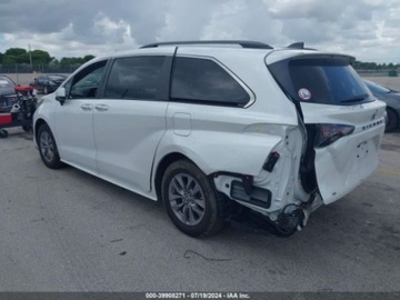 Toyota Sienna III 2023 Toyota Sienna 2023r, XLE, Hybrid, 2.5L 2.5 Hybryda 245KM, zdjęcie 5