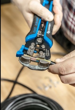 АВТОМАТИЧЕСКИЙ СНЯТНИК ИЗОЛЯЦИИ HOGERT АВТОМАТИЧЕСКИЕ ЩИПЦЫ 0,05–10 мм²