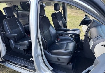 Chrysler Grand Voyager 2.8 CRD 163KM 2011 Chrysler Grand Voyager LIMITED, nowy rozrzad, olej, skora, zarejestrowany,, zdjęcie 5