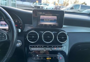 Mercedes GLC C253 SUV 2.1 220 d 170KM 2018 Mercedes-Benz GLC Mercedes-Benz GLC 2.1 Diesel 170KM, zdjęcie 9