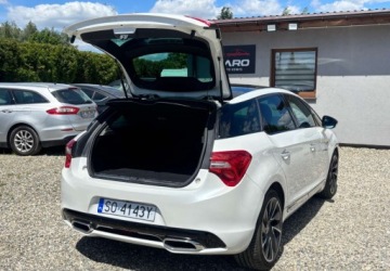 DS 5 Hatchback (Citroen) 2.0 HDi Hybrid4 200KM 2012 Citroen DS5 Hybryda Diesla 200 KM 4x4 2.0 Hybryda 200KM, zdjęcie 28