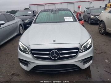 Mercedes Klasa E W213 2020 Mercedes-Benz Klasa E E 350 4matic 2.0 Benzyna 255KM, zdjęcie 1