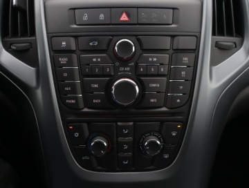 Opel Astra J Sedan 1.6 Twinport ECOTEC 115KM 2014 Opel Astra 1.6 16V, Salon Polska, Klima, Tempomat, zdjęcie 12