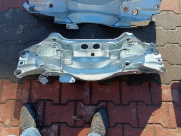 Subaru Impreza GD 00-2008 БАЛКА ПРИЦЕПА ТРАВЕРС САЛОК ЗАДНЯЯ ОЦИНКОВАННАЯ