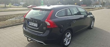 Volvo V60 I 2013 Volvo V60 Volvo V60 D6 AWD Plug-in Hybrid Summum 2.4 Hybryda Plug-in 220KM, zdjęcie 5