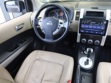 Nissan X-Trail II 2.0 dCi 150KM 2007 Nissan X-Trail 2.0 dCi, Salon Polska, 4X4, zdjęcie 6