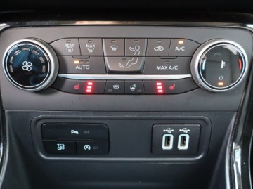 Ford Ecosport II SUV Facelifting 1.0 EcoBoost 125KM 2021 Ford Ecosport 1.0 EcoBoost, Salon Polska, zdjęcie 11