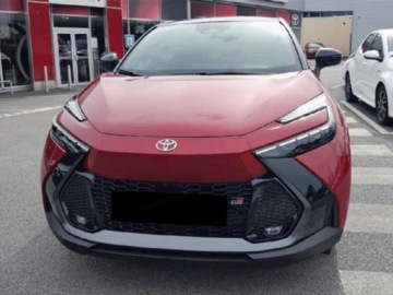 Toyota C-HR II SUV 2.0 Hybrid Dynamic Force 197KM 2025 Od ręki - GR Sport 2.0 Hybrid Dynamic Force 197KM | Podgrzewane fotele!, zdjęcie 1