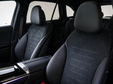 Mercedes GLC C254/X254 Coupe 2.0 220d 197KM 2026 MERCEDES-BENZ GLC 220 d 4-Matic AMG Line 2.0 (197KM) 2026, zdjęcie 8