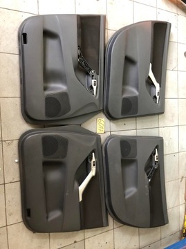 TOYOTA VERSO 09-18 BOCZEK DRZWI LEWY PRAWY