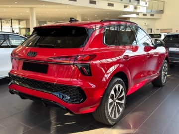 Audi Q3 II SUV 1.5 35 TFSI 150KM 2025 AUDI Q3 TFSI S line Suv 1.5 (150 KM) 2025, zdjęcie 1