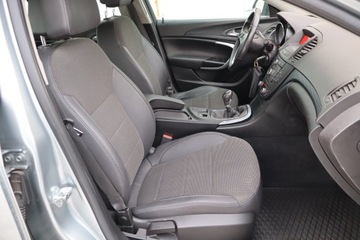 Opel Insignia I Sedan 1.6 Turbo ECOTEC 180KM 2010 Opel Insignia 1.6 Turbo, Xenon, Klima, zdjęcie 8