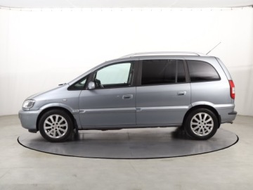 Opel Zafira A 1.8 16V 125KM 2004 Opel Zafira 1.8 16V, GAZ, 7 miejsc, HAK, Klima, zdjęcie 2
