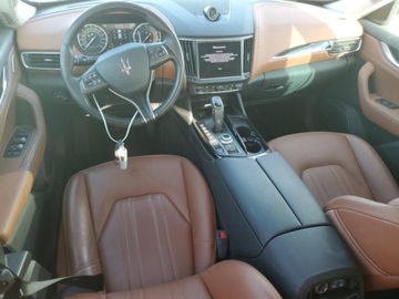 Maserati Levante 2022 Maserati Levante Base 2022 3.0l 3.0 Benzyna 345KM, zdjęcie 8