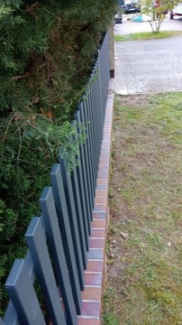 Zaślepka wewnętrzna na profil słupek daszek 40x20 20SZT CZARNA