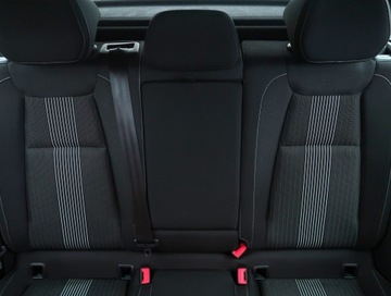 Skoda Karoq Crossover 1.6 TDI 115KM 2019 Skoda Karoq 1.6 TDI, Salon Polska, Automat, Navi, zdjęcie 9