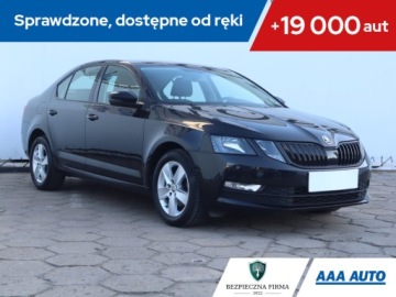Skoda Octavia III Liftback Facelifting 1.5 TSI ACT 150KM 2019 Skoda Octavia 1.5 TSI, Salon Polska, Serwis ASO