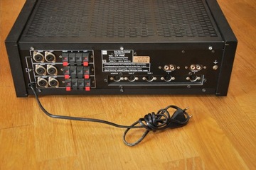 ДВОЙНОЙ усилитель CV-1400