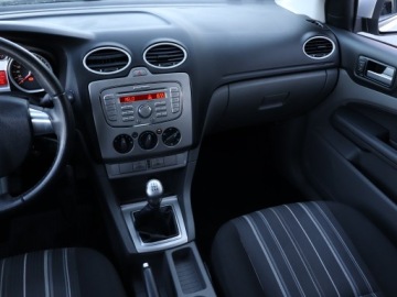 Ford Focus II Hatchback 5d 1.6 Duratec 100KM 2009 Ford Focus 1.6 16V, Klima, Tempomat, zdjęcie 7