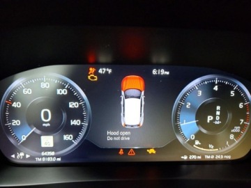 Volvo XC40 2022 Volvo XC 40 T5 R-Design 2022 2.0 Benzyna 248KM, zdjęcie 9