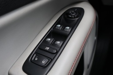 Jeep Compass II SUV 1.4 MultiAir 140KM 2018 Jeep Compass 1.4 MultiAir, Salon Polska, zdjęcie 17