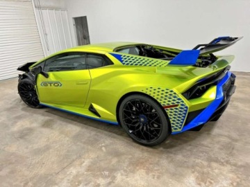 Lamborghini Huracan STO 5.2 V10 640KM 2022 Lamborghini Huracan 2022r., Sto, 5.2L, od ubezpieczalni 5.2 Benzyna 639KM, zdjęcie 1
