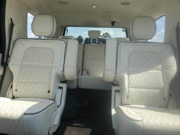Lincoln Navigator III 2022 Lincoln Navigator Black Label 2022 3.5l 3.5 Benzyna 440KM, zdjęcie 11