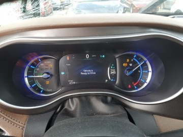 Chrysler Pacifica II 2019 Chrysler Pacifica Hybrid Limited 2019 3.6l 3.6 Hybryda 260KM, zdjęcie 9