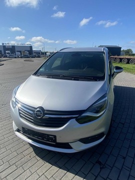 Opel Zafira C Tourer Facelifting 1.6 diesel 136 KM Start/Stop 136KM 2018 Opel Zafira C 1.6 CDTI/136KM 2018r 5-OSOBOWA SUPER STAN SPROWADZONA!!, zdjęcie 4